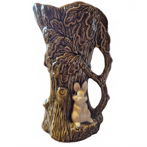 Vintage sylvac woodland rabbit - sylvac,