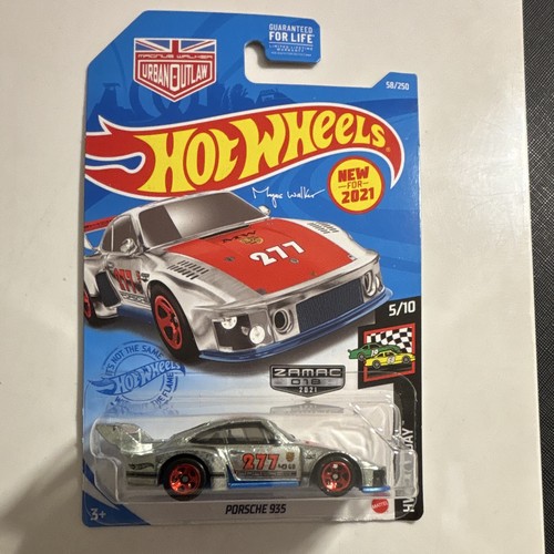 Hot wheels porsche 935 race - hot,