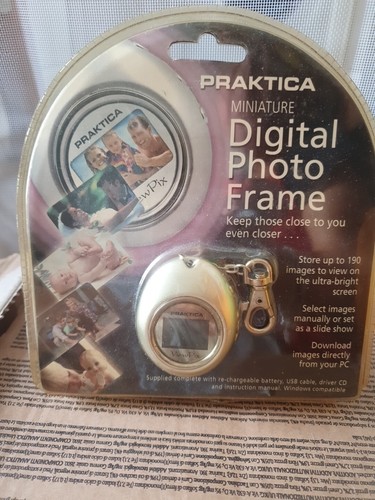 Vintage praktica miniature - vintage,