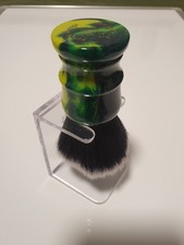 Shaving brush Dscosmetic 26mm vert empire tuxedo knot with stand