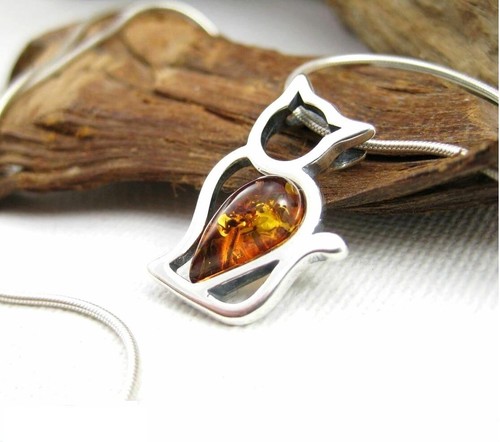 Natural baltic amber cat - baltic,