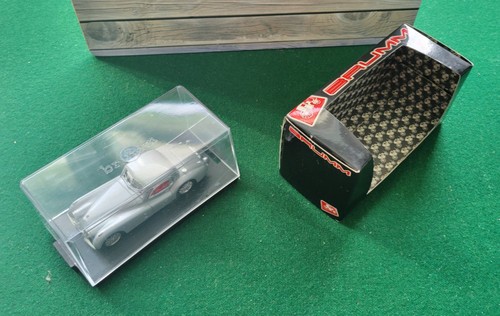 Scale brumm jaguar xk120 - 1:43,