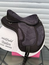 Synthetic Treeless Black Flexible Horse Saddle Size 15 Inch