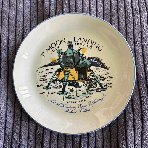 Crown ducal ware - ducal, 1969