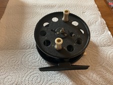 Speedia Centrepin Reel Wide