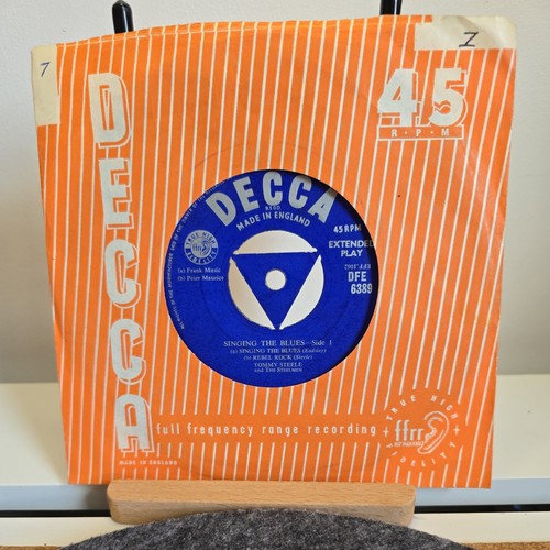 Tommy steele singing - the, blues