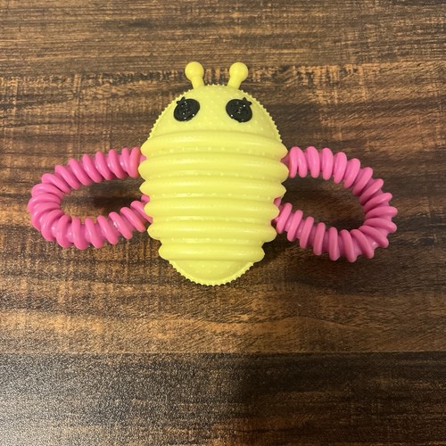 Green pink bee bug animal - pink,