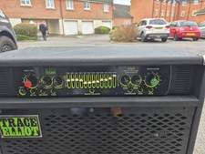 Trace Elliot 1215 bass amp