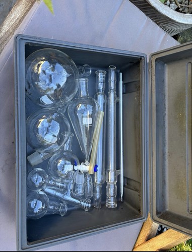 Wheaton glass chemistry set - wheaton,