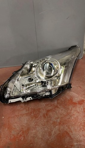 Toyota avensis headlight - avensis,