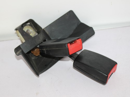 Audi rs4 seat belt buckles - audi,