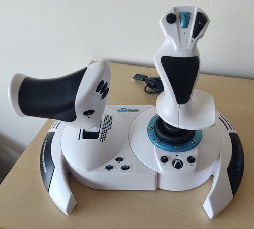 Thrustmaster flight hotas - t.flight,