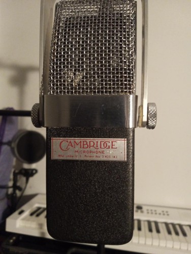 Cambridge ribbon microphone - cambridge, by