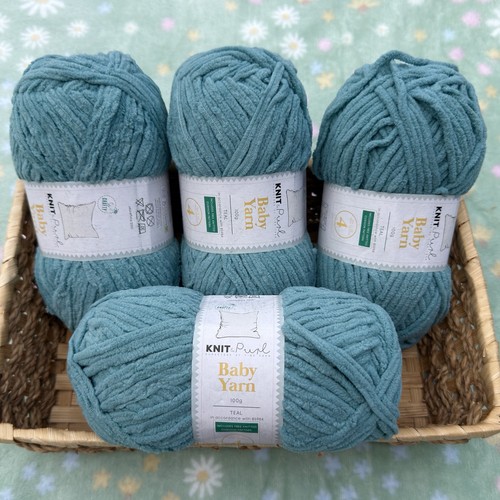 Aldi crafty baby yarn - so,