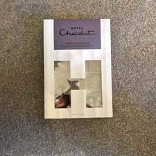 Hotel Chocolat Serious Dark