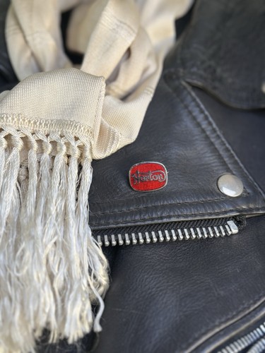 Norton motorcycle pin badge - norton,