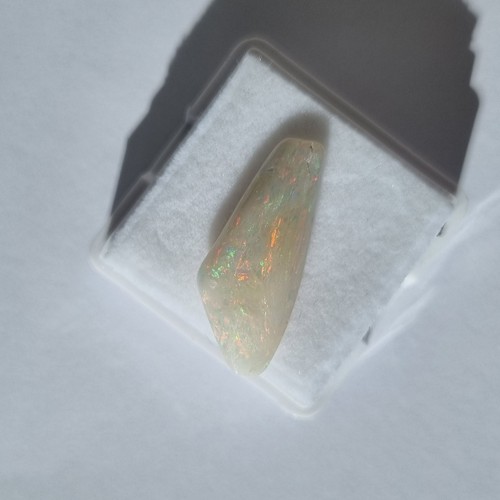 65ct natural solid - 5.65ct,