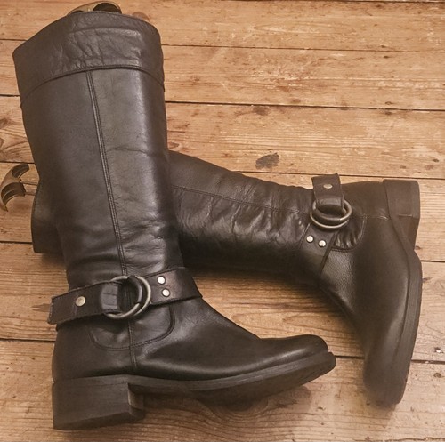 Red herring black - red,