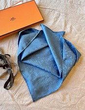 Hermes Faconnee U Dédale Silk