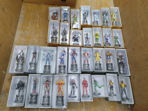 Eaglemoss marvel chess set