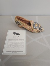 JUST THE RIGHT SHOE AFTERNOON