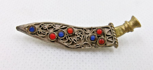 Vintage gold coloured kukri - coloured,