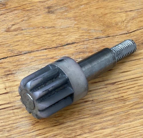 Pinion gear drive - pinion,