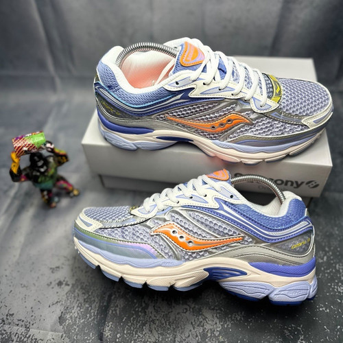 Saucony