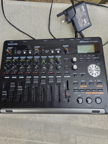 Tascam dp03sd portastudio - tascam,