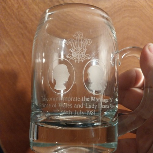 Very high quality heavy glass - very,