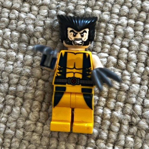 Genuine lego wolverine - genuine,