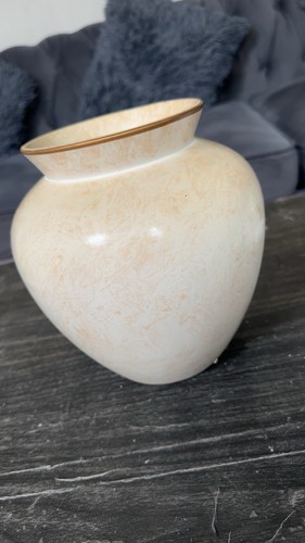Cream marble round vase - round,