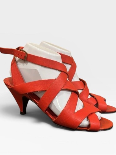 Vintage red leather - red,