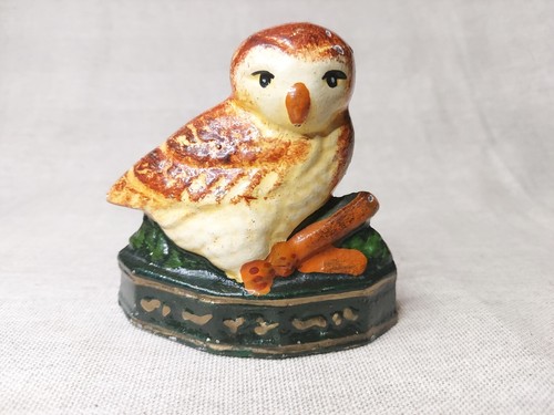 Vintage cast iron handpainted - cast,