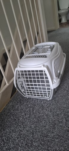 Pets giro plastic metal top - giro, plastic/metal