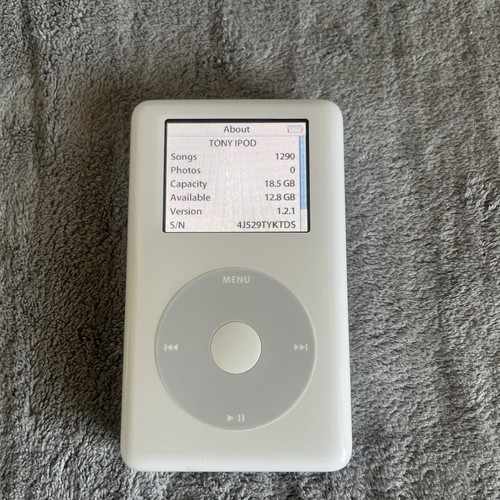 Apple ipod 4th gen with - apple, colour