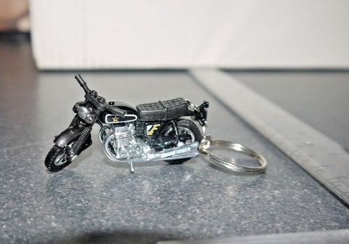 Vintage 1990 novelty keyring - vintage,