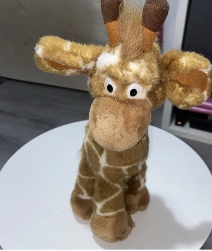 Russ giraffe standing - giraffe, 12