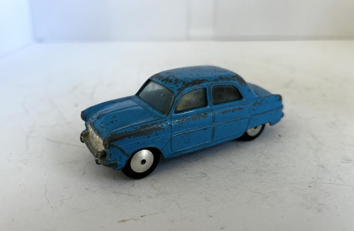 Corgi toys 200m ford - toys,