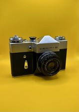 Zenit-B 35mm SLR Film Camera