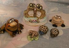 6 Unusual Clay Pottery Frogs Please Note Damage To 1 Of Them On Toes