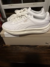 Size 10- Puma GV Special White