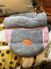 XS Fleece Pet Bed Snuggle
