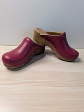 Sanita Fushia Red Clogs Size