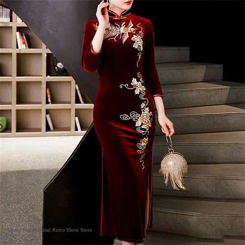Lady embroidery velvet long - embroidery,