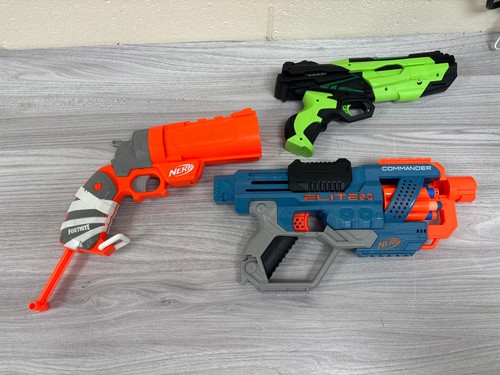 Nerf guns and gun with - 2, 1