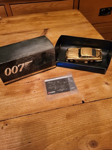 Corgi cc04307 james bonds - corgi,