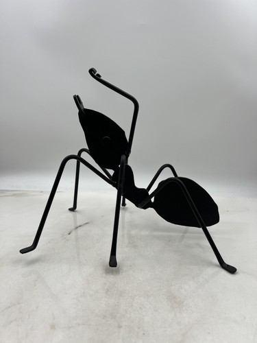 Metal ant yard art sculpture - ant,