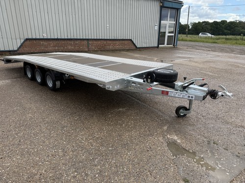 Triple axle 3500kg beavertail - triple,