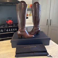 Fairfax And Favor Regina